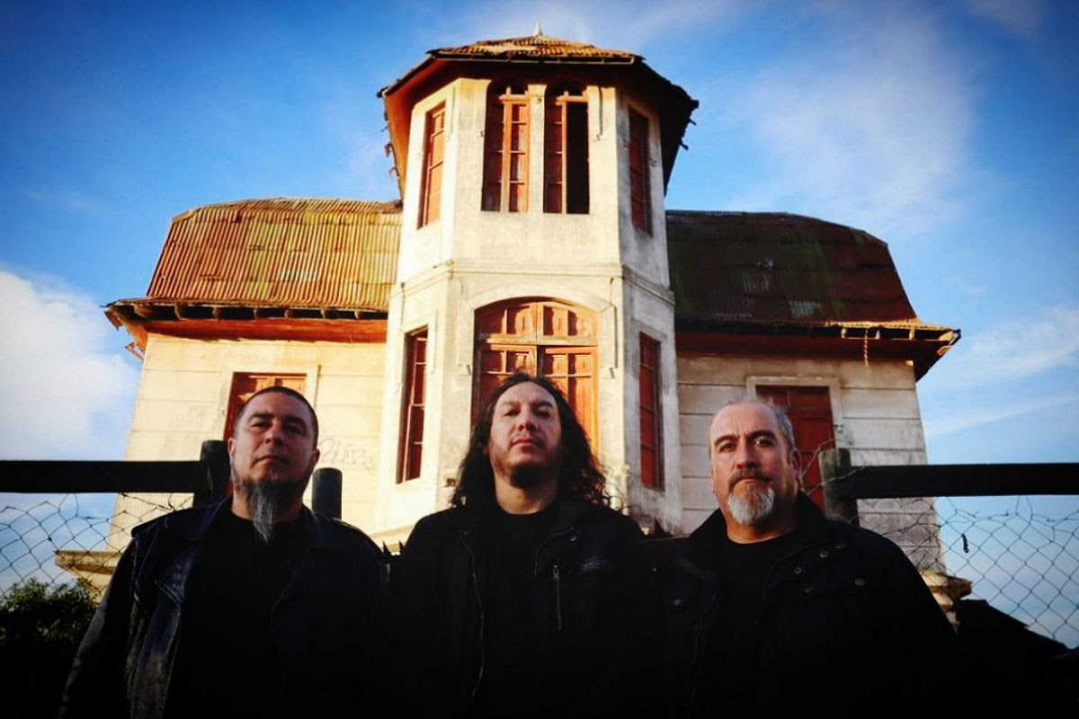 Power trío In-Ad HomineM estrena primer LP: «Entre Fuego y Sombras»