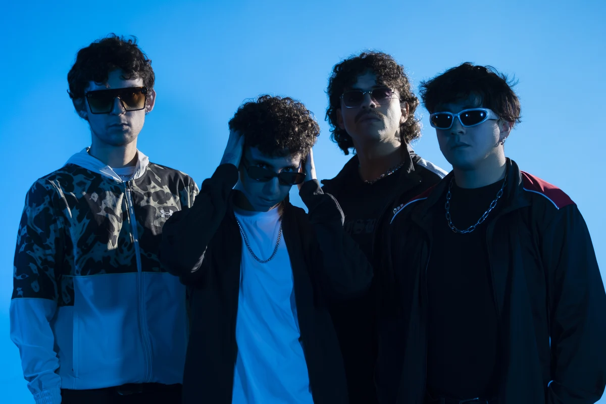 «FOKIN MAXHINE»: Cetáceos enciende los motores de una nueva etapa con un explosivo adelanto de su próximo disco