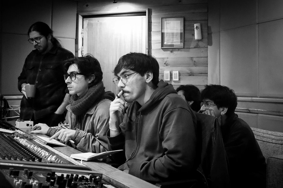 ÓXIDO: El single que trae de vuelta a Las Fuerzas Básicas