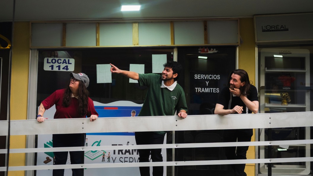Ciclo Violeta presenta Medianeras, su álbum debut sobre el paso del tiempo y las huellas de lo cotidiano
