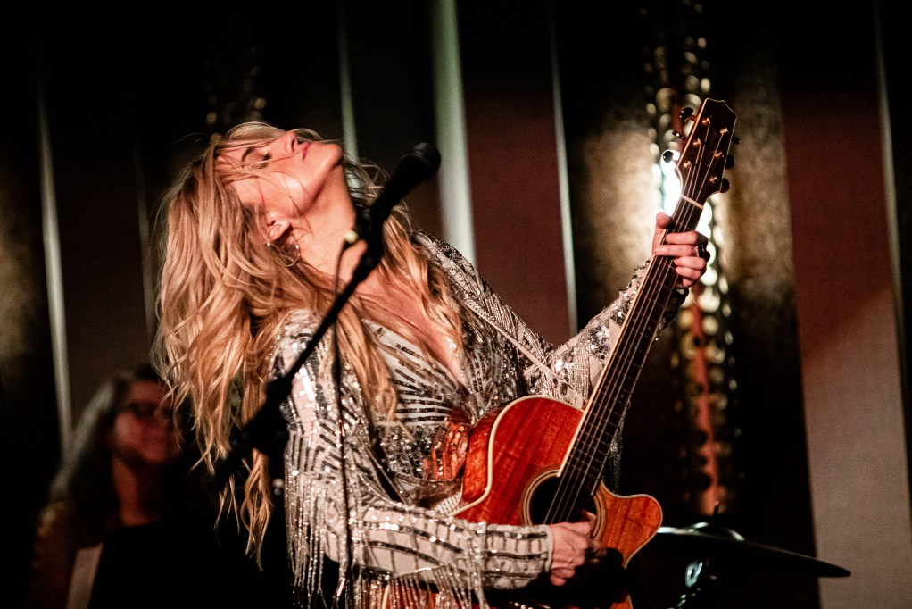 Morgan Myles y Hobo Cane en vivo este jueves 1 de octubre en Club Chocolate