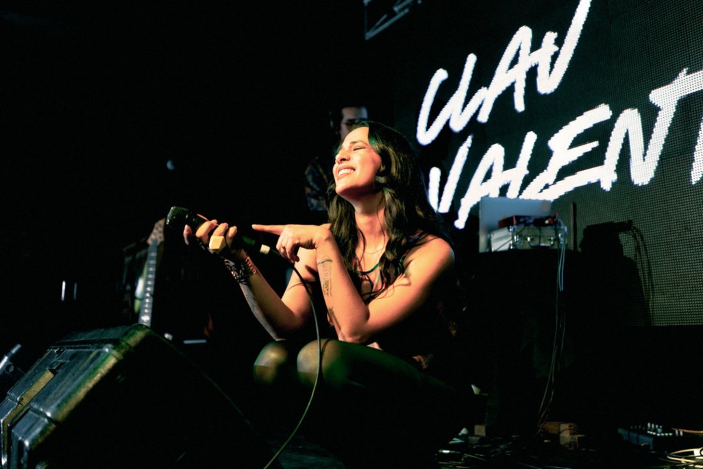 Clau Valentine participará en el Festival Ike-Ike de la Red de Festivales Rockódromo previo al lanzamiento de su primer disco.