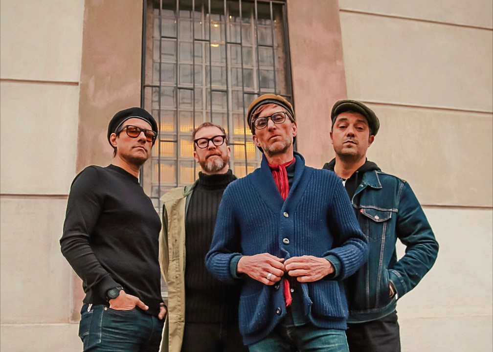 Casanova presenta su nuevo single «Amigos Primero»