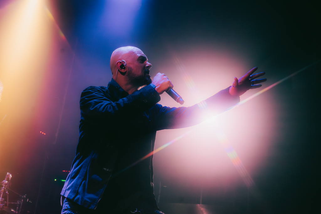 Roy Khan en Blondie: el esperado regreso de una voz imborrable